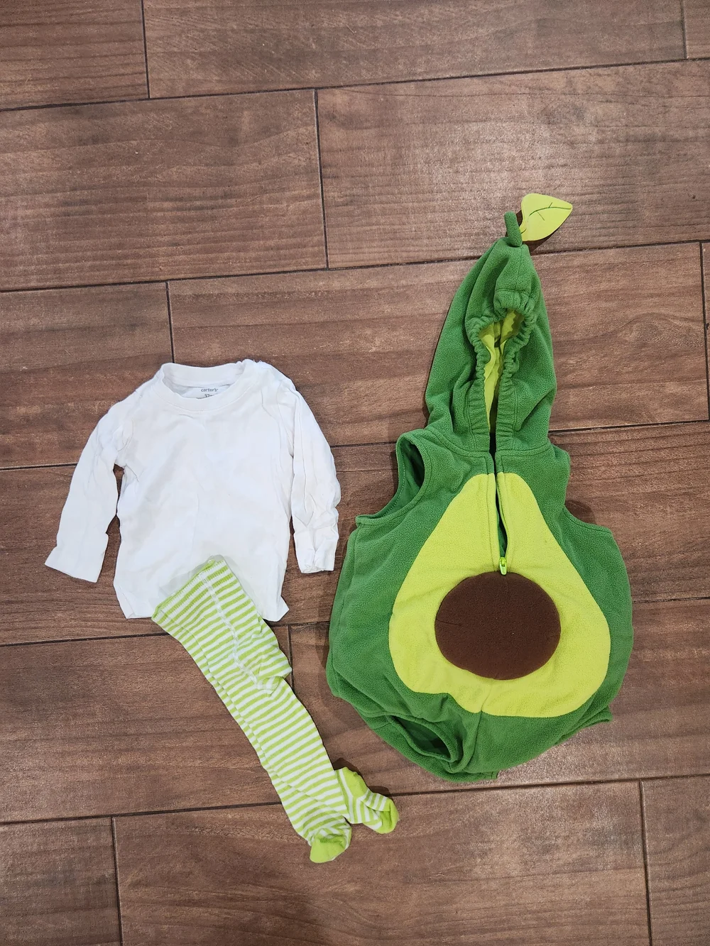 Carter's avocado Halloween costume size  12m